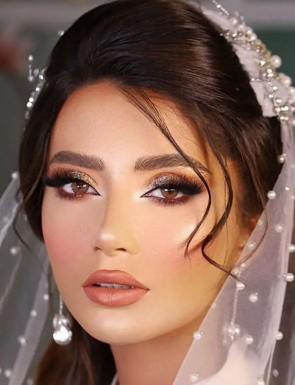 مدل آرایش زنانه ساده و شیک ملایم بسیار زیبا مناسب انواع فرم صورت