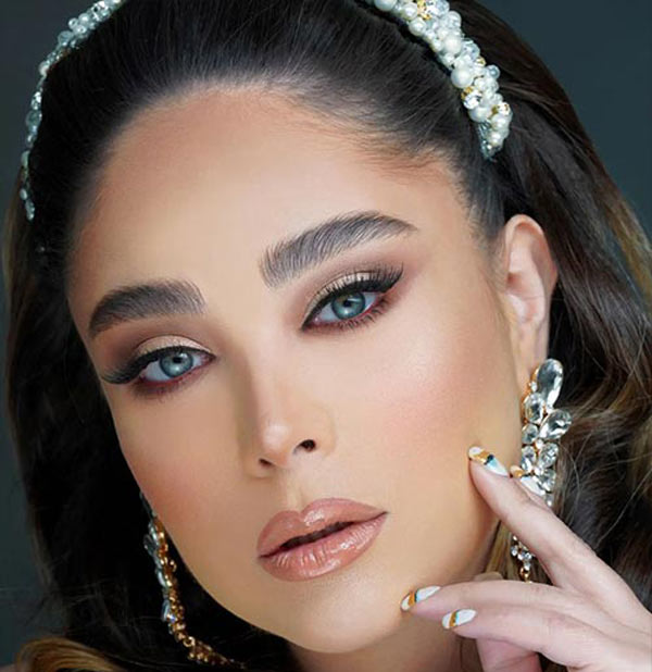 مدل آرایش زنانه ۱۴۰۲ ملایم و ساده برای همه نوع فرم صورت بسیار جذاب
