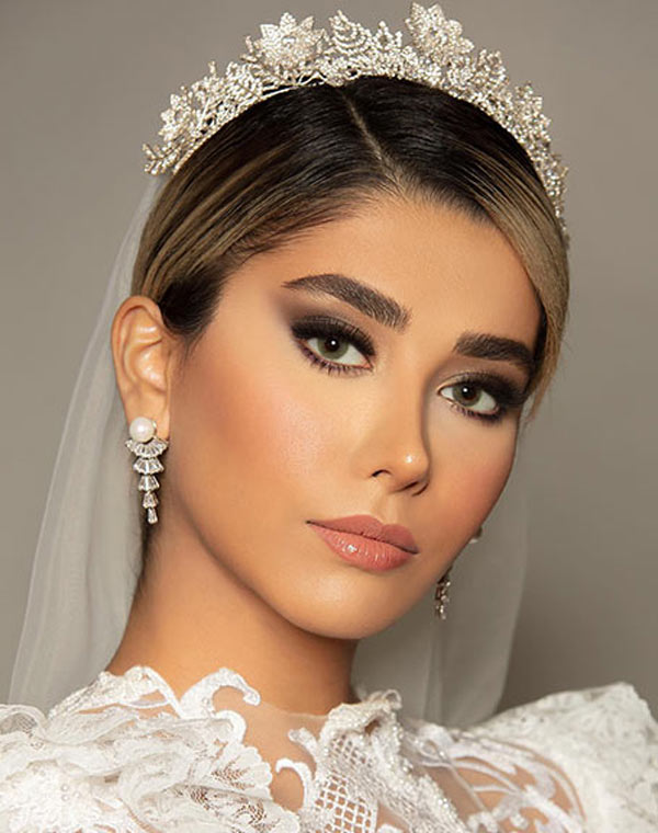مدل آرایش زنانه عروس به سبک لایت اروپایی شیک و بسیار جذاب