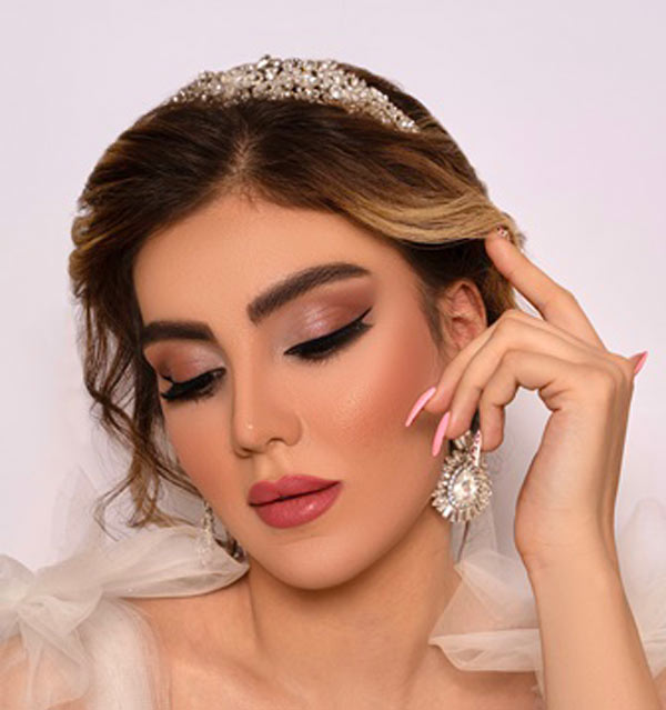 مدل آرایش زنانه عروس به سبک لایت اروپایی شیک و بسیار جذاب