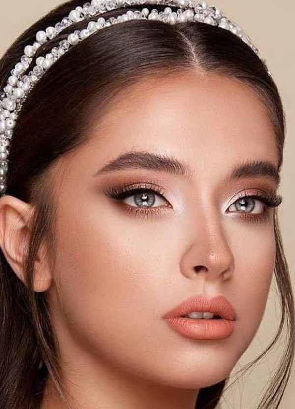 مدل آرایش زنانه عروس به سبک لایت اروپایی شیک و بسیار جذاب