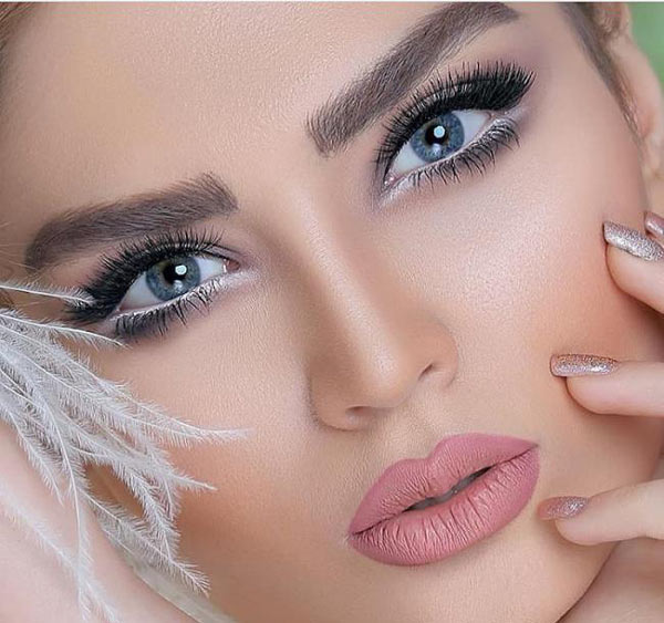 مدل آرایش زنانه ایرانی ساده شیک و لایت با متد روز