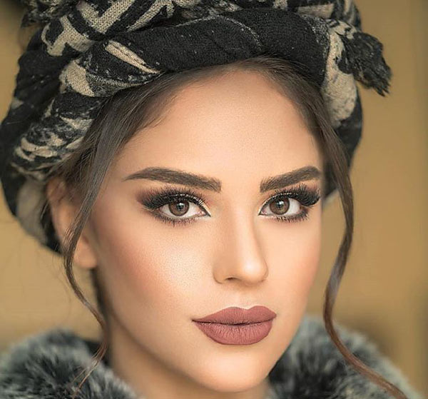 مدل آرایش زنانه ایرانی ساده شیک و لایت با متد روز