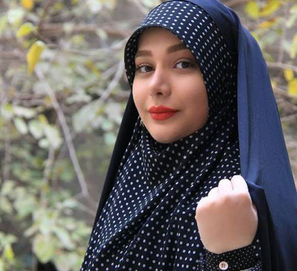 مدل بستن روسری زیر چادر برای خانم های محجبه بسیار زیبا