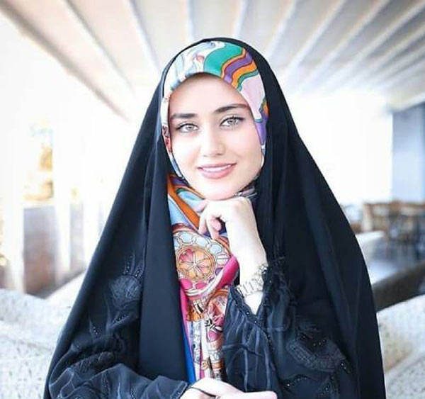 مدل بستن روسری زیر چادر برای خانم های محجبه بسیار زیبا