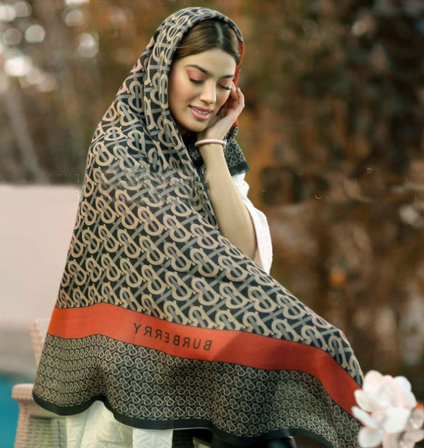 مدل بستن روسری دخترانه بسیار شیک و زیبا برای استایل های خاص