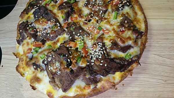 قیمت پیتزا زبان پیتزا زبان در تهران عکس پیتزا زبان طرز تهیه رست بیف با زبان گوساله طرز تهیه پیتزا زبان انگلیسی پیتزا رست بیف پیتزا مارگاریتا پیتزا سبزیجات