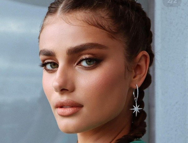 عکس آرایش صورت ملایم مجلسی بسیار زیبا با تکنیک های جدید
