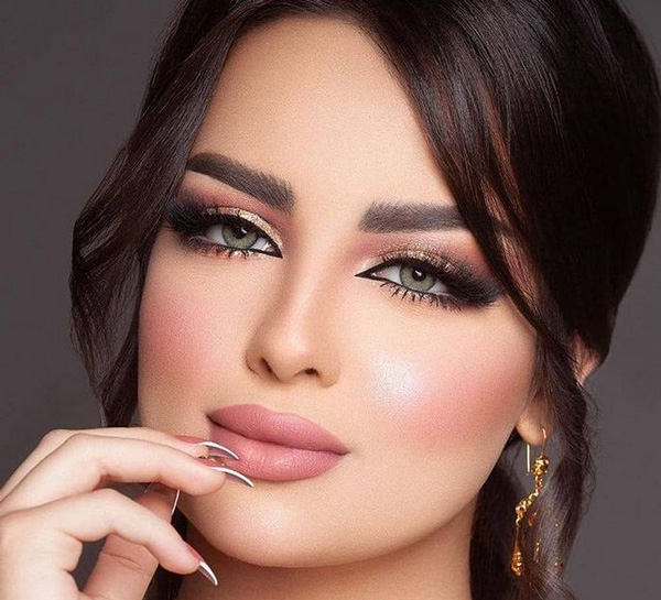 به روزترین مدل آرایش صورت ملایم و لایت بسیار زیبا و جذاب