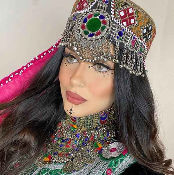 مدل آرایش عروس بلوچ عروسکی و خاص با میکاپ ترند سال