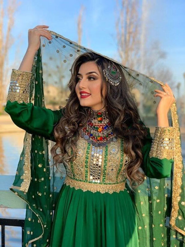 مدل آرایش عروس بلوچ عروسکی و خاص با میکاپ ترند سال