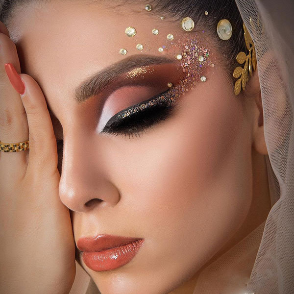 مدل آرایش عروس لاغر برای صورت های کشیده و باریک ساده و خاص