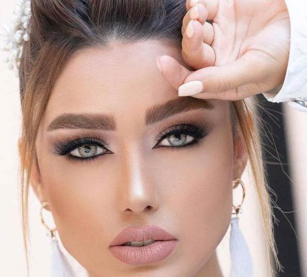 مدل آرایش چشم عروس ساده و لایت بسیار جذاب و خیره کننده