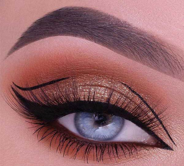 مدل آرایش چشم لایت ساده و ملایم بسیار زیبا و خیره کننده