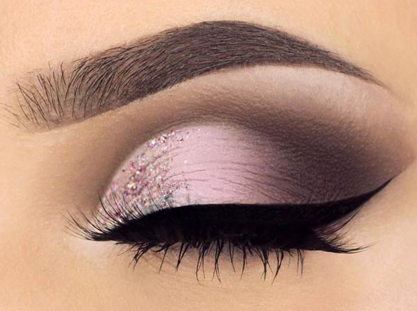 مدل آرایش چشم لایت ساده و ملایم بسیار زیبا و خیره کننده