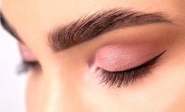 مدل آرایش چشم لایت ساده و ملایم بسیار زیبا و خیره کننده