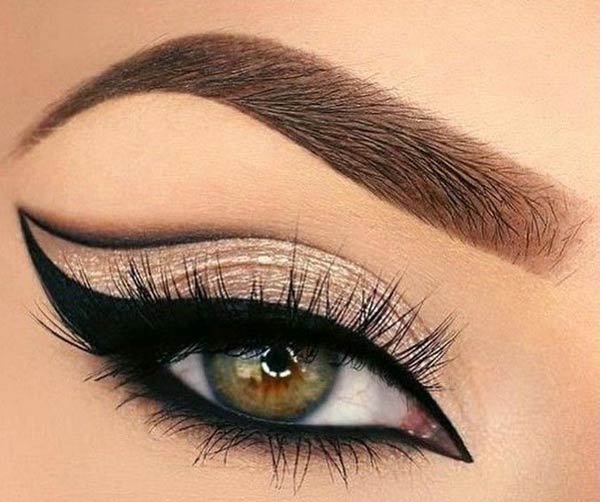 مدل آرایش چشم لایت ساده و ملایم بسیار زیبا و خیره کننده