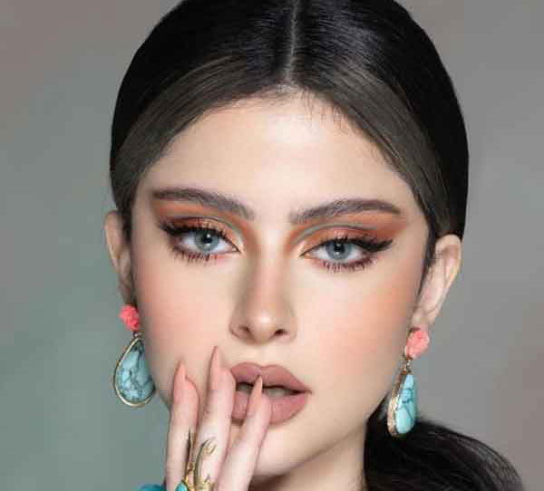 مدل آرایش چشم ملایم دخترانه ساده جذاب و خیره کننده