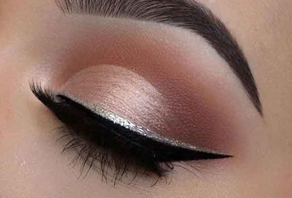 مدل آرایش چشم ملایم دخترانه ساده جذاب و خیره کننده