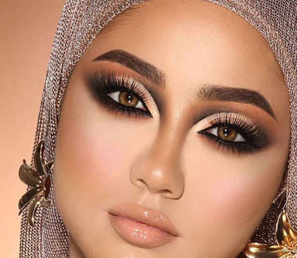 مدل آرایش صورت گرد شیک و ساده با تکنیک روز دنیا