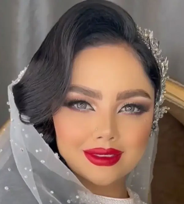 مدل آرایش صورت گرد شیک و ساده با تکنیک روز دنیا