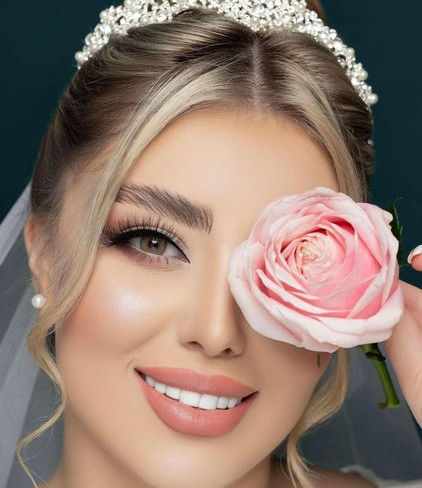مدل آرایش عروس جدید خاص لایت و کلاسیک جذاب و شیک