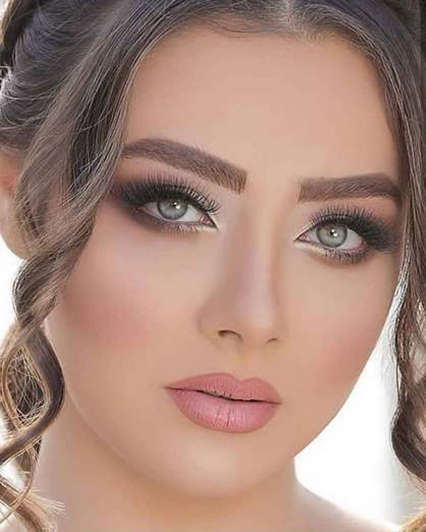 مدل آرایش عروس جدید خاص لایت و کلاسیک جذاب و شیک