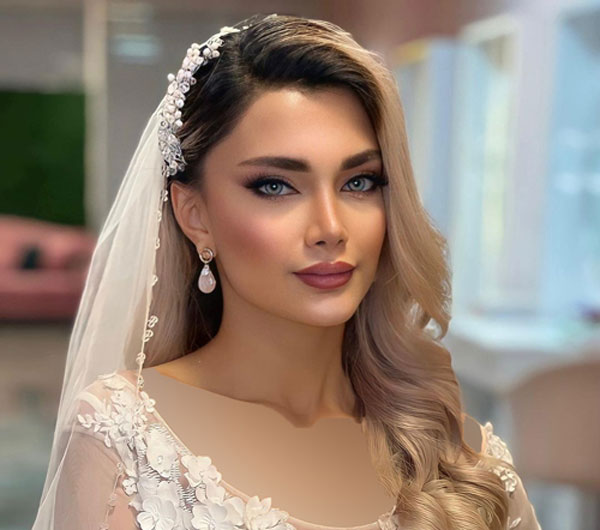 مدل آرایش عروس جدید خاص لایت و کلاسیک جذاب و شیک