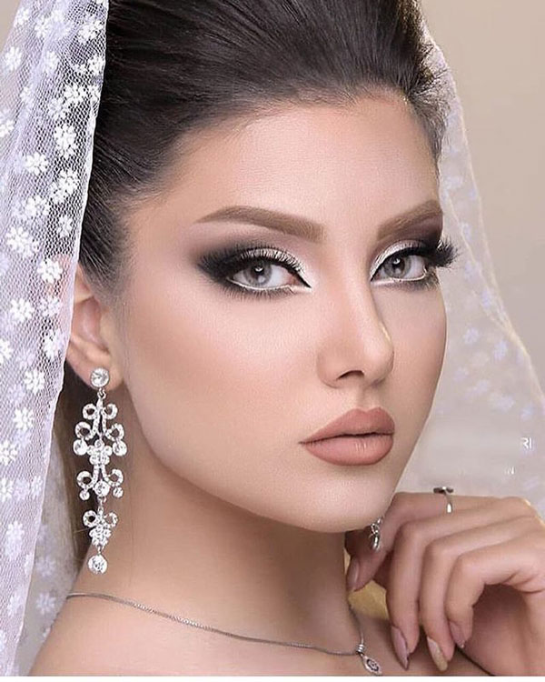 مدل آرایش عروس جدید خاص لایت و کلاسیک جذاب و شیک