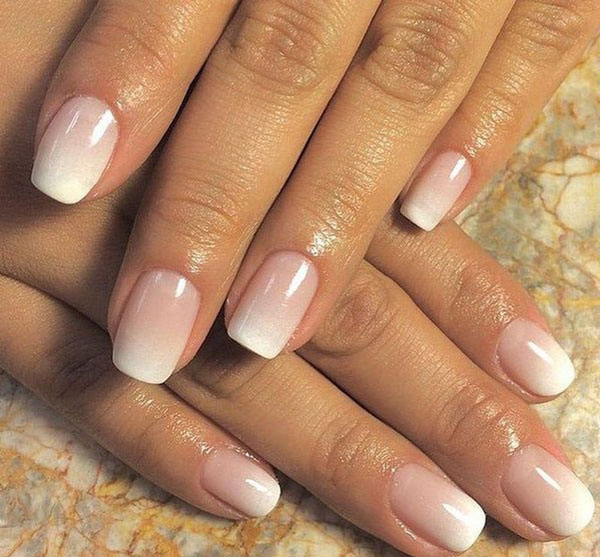 مدل طراحی ناخن اداری ساده بسیار زیبا مخصوص خانم های شاغل