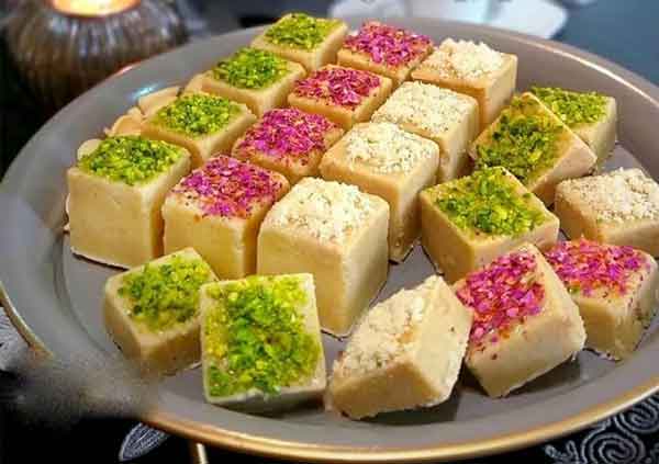 حلوای بادام شیرازی حلوای بادام مجلسی طرز تهیه حلوای بادام با ارد برنج حلوای بادام درختی حلوای بادام بدون ارد حلوای بادام تبریز طرز تهیه حلوای بادام تبریز حلوای بادام زعفرانی