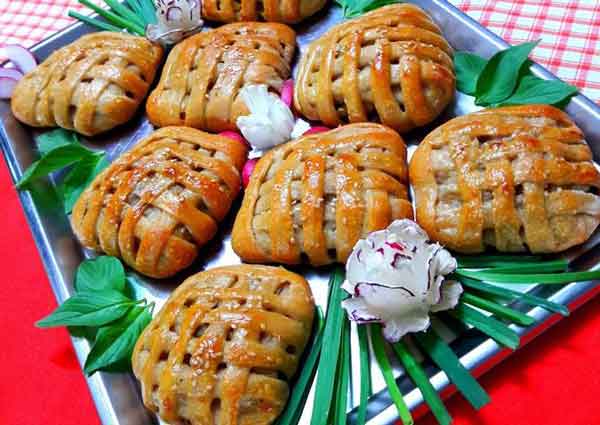 طرز تهیه پیراشکی مرغ و سیب زمینی طرز تهیه پیراشکی مرغ با خمیر نانوایی طرز تهیه پیراشکی مرغ در ماهیتابه پیراشکی با مرغ ریش ریش طرز تهیه پیراشکی مرغ و سیب زمینی با خمیر نانوایی پیراشکی مرغ و سیب زمینی و قارچ خمیر پیراشکی مرغ پیراشکی مرغ و جعفری