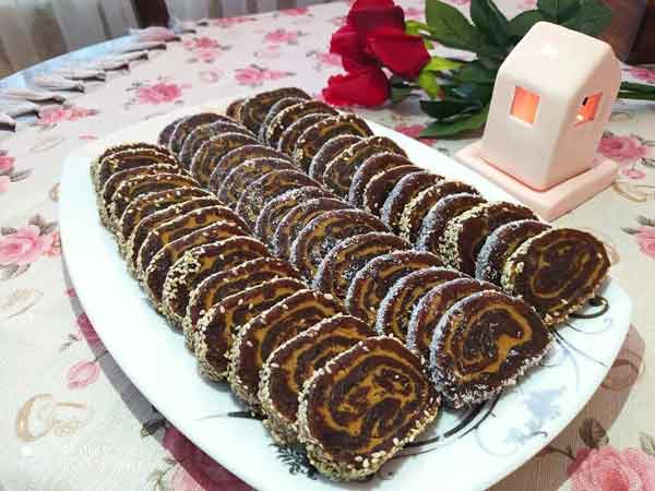 طرز تهیه رولت خرما و بیسکوییت رولت خرما با مغزیجات رولت خرما بدون آرد طرز تهیه رولت خرما رنگینک طرز تهیه رولت خرما با کنجد طرز تهیه رولت خرما ساده طرز تهیه رولت خرما با گردو رولت خرما مجلسی