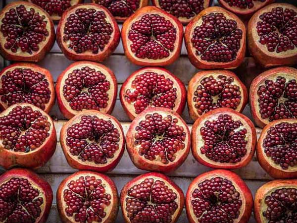 تزیین انار یلدایی زیباترین ایده ها برای تزیین سفره شب یلدا 1402