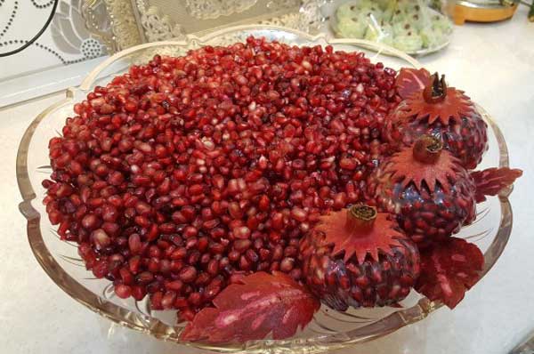 تزیین انار یلدایی زیباترین ایده ها برای تزیین سفره شب یلدا 1402