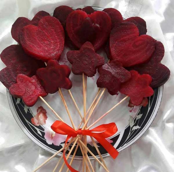 تزیین لبو شب یلدا + جدیدترین ایده ها برای تزیین لبو یلدا سال ۱۴۰۲