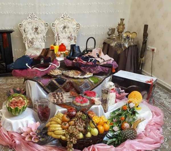 تزیین شب یلدا + زیباترین ایده ها برای تزیین سفره یلدا سال ۱۴۰۲