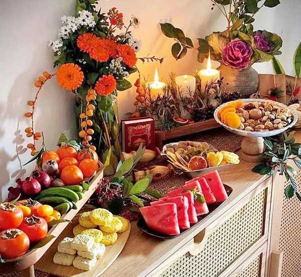 تزیین سفره شب یلدا لاکچری با هنر میوه آرایی بسیار زیبا و خاص