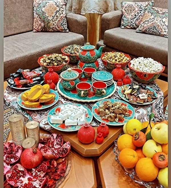 تزیین سفره شب یلدا لاکچری با هنر میوه آرایی بسیار زیبا و خاص