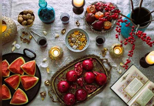 تزیین سفره شب یلدا لاکچری با هنر میوه آرایی بسیار زیبا و خاص
