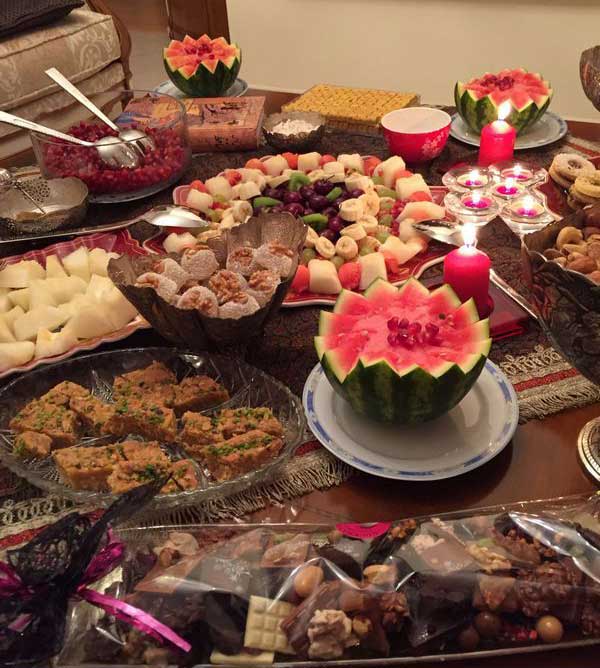 تزیین سفره شب یلدا لاکچری با هنر میوه آرایی بسیار زیبا و خاص
