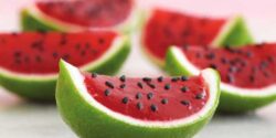 تزیین ژله شب یلدا + رنگارنگ ترین ژله ها برای تزیین سفره یلدا سال 1402