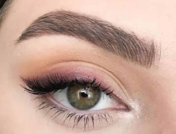 مدل ابرو دخترانه ۱۴۰۲ پهن بسیار زیبا مناسب همه نوع فرم صورت
