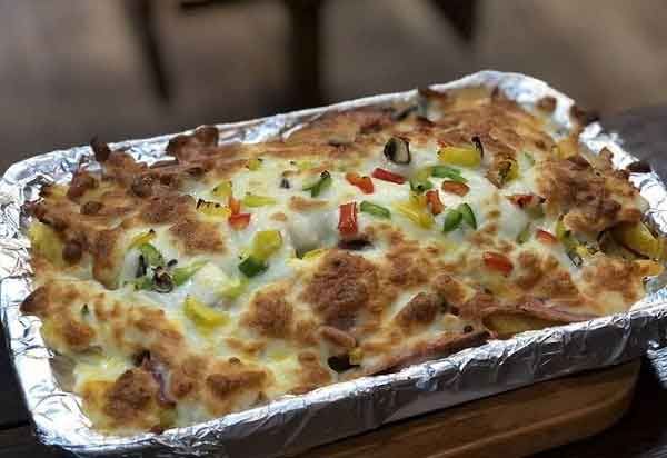 سیب زمینی با پنیر پیتزا روی گاز طرز تهیه سیب زمینی پنیری ساده طرز تهیه سیب زمینی پنیری بدون فر طرز تهیه سیب زمینی پنیری رستورانی طرز تهیه سیب زمینی پنیری در مایکروفر طرز تهیه سیب زمینی پنیری با مرغ فیلم طرز تهیه سیب زمینی پنیری سیب زمینی پنیری در فر