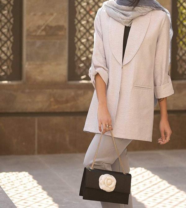 مدل مانتو کوتاه شیک زیباترین و به روزترین مدل های مانتو کوتاه زنانه امسال
