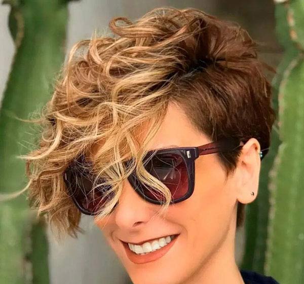 مدل مو کوتاه زنانه ۲۰۲۴ پرطرفدارترین و زیباترین مدل های مو کوتاه را اینجا ببین
