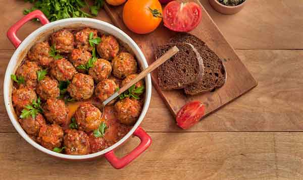 پاستا میت بال طرز تهیه میت بال سوخاری پیتزا میت بال ساندویچ میت بال بازی میت بال میت بال فارسی میت بال با پوره سیب زمینی میت بال ایتالیایی