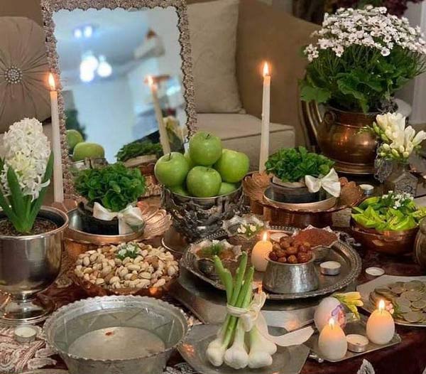مدل سفره هفت سین جدیدترین و باکلاس ترین مدل های سفره هفت سین نوروز 1403