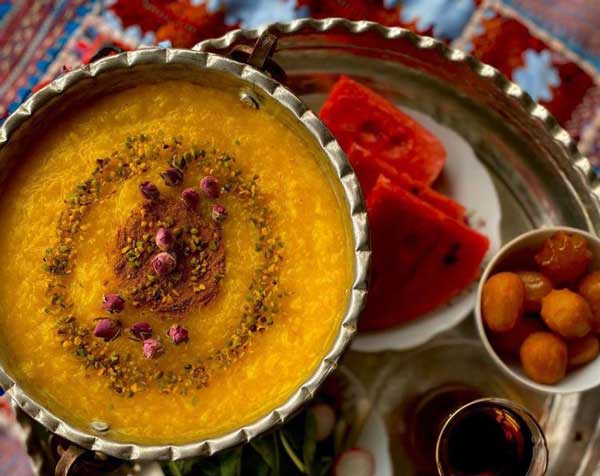 سفره افطار ساده با چیدمان بسیار زیبا برای ماه مبارک رمضان
