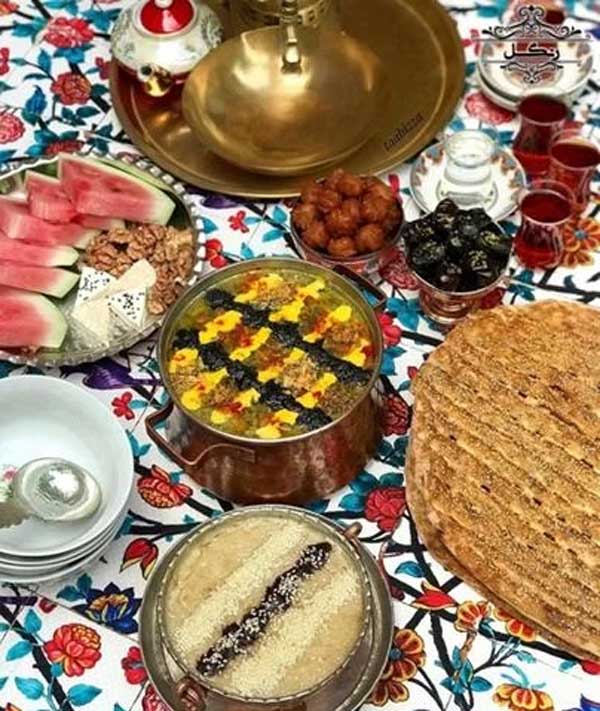 سفره افطار ساده با چیدمان بسیار زیبا برای ماه مبارک رمضان
